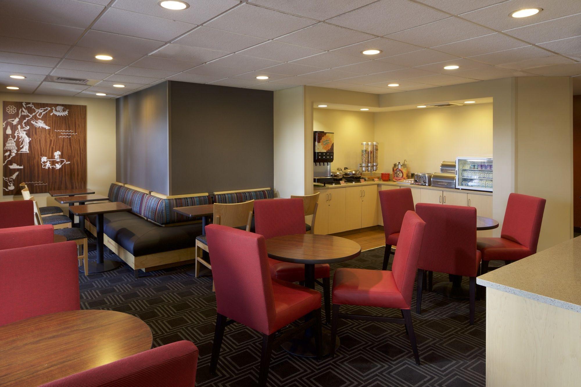 Towneplace Suites By Marriott Jacksonville Exterior foto